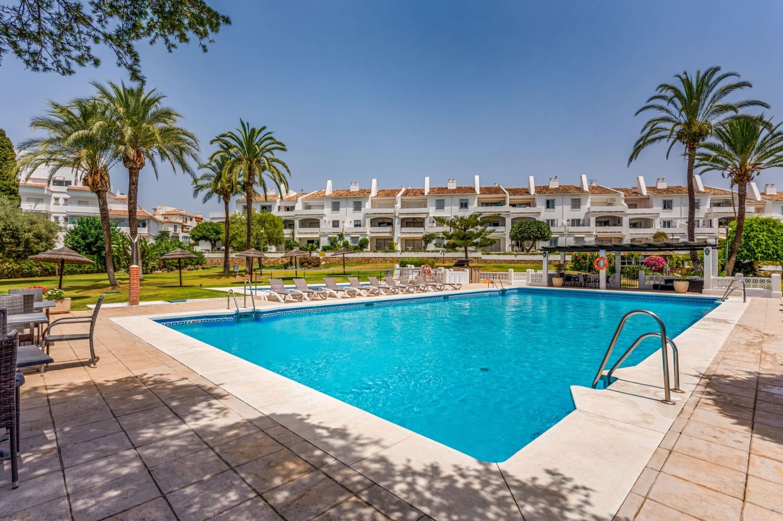 3 soveværelse Lejlighed til salg i Marbella med swimmingpool garage - € 1.090.000 (Ref: 9972996)