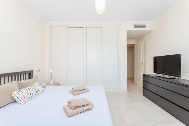 1 slaapkamer Appartement te koop in Marbella met zwembad garage - € 480.000 (Ref: 9976915)