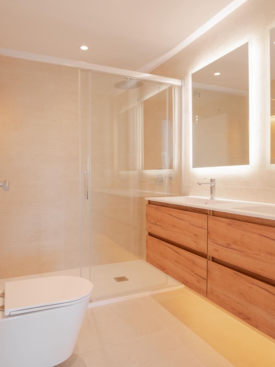 3 sypialnia Apartament na sprzedaż w Estepona z basenem garażem - 699 000 € (Ref: 9976916)
