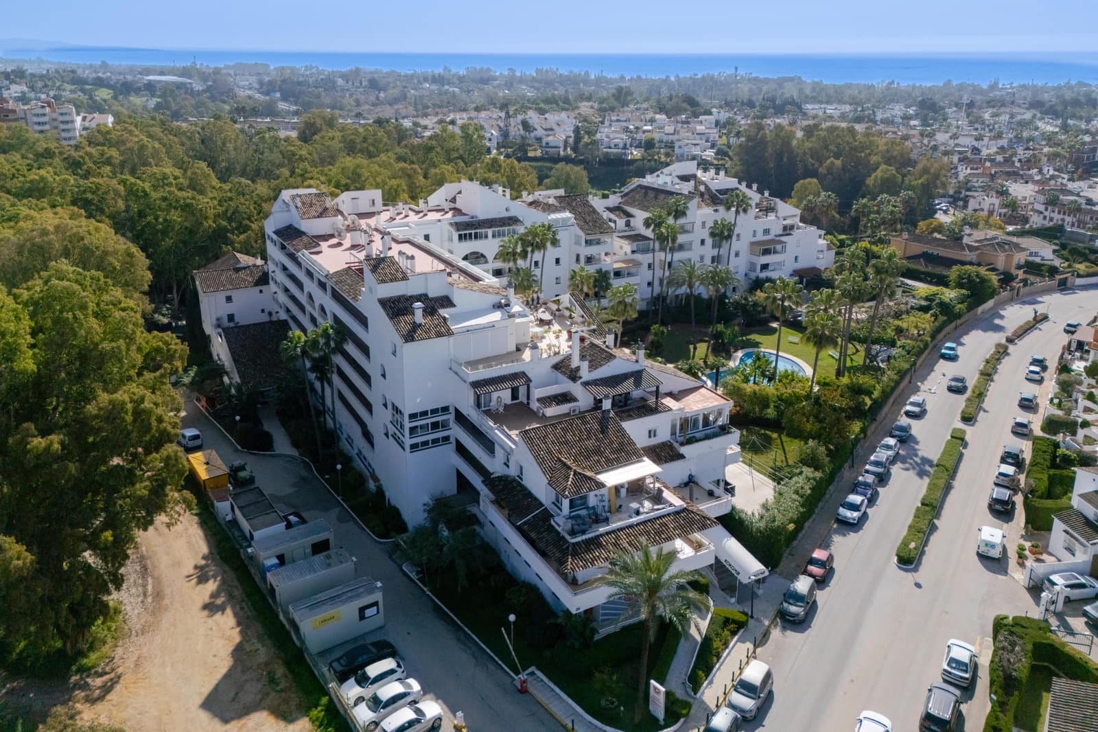 3 sypialnia Apartament na sprzedaż w Estepona z basenem garażem - 699 000 € (Ref: 9976916)