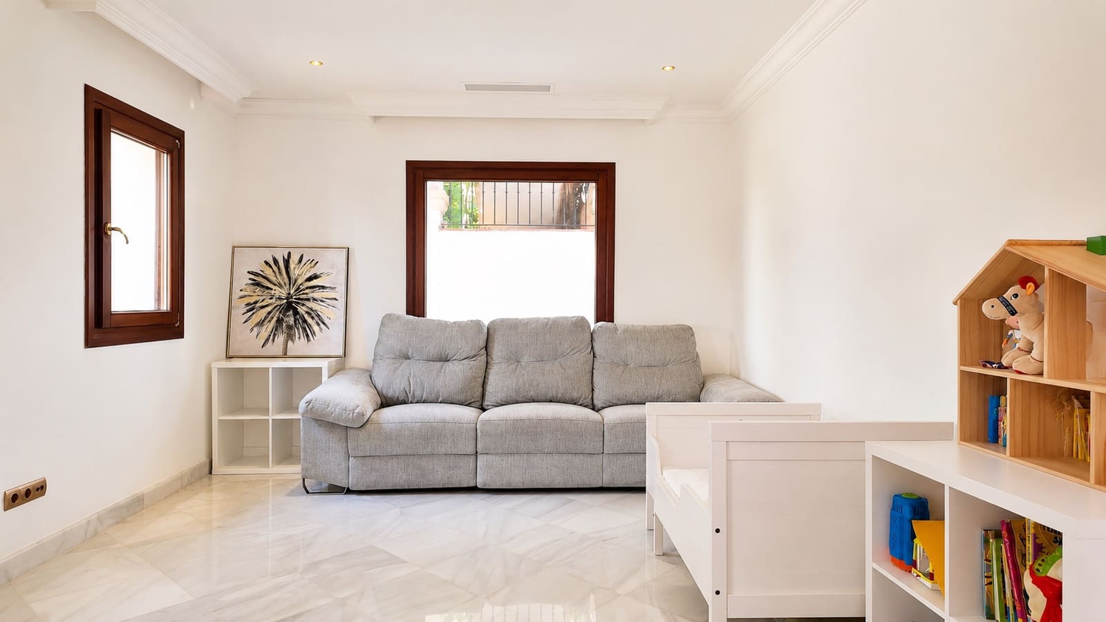 3 soverom Leilighet til salgs i Marbella med svømmebasseng garasje - € 3 495 000 (Ref: 9976920)