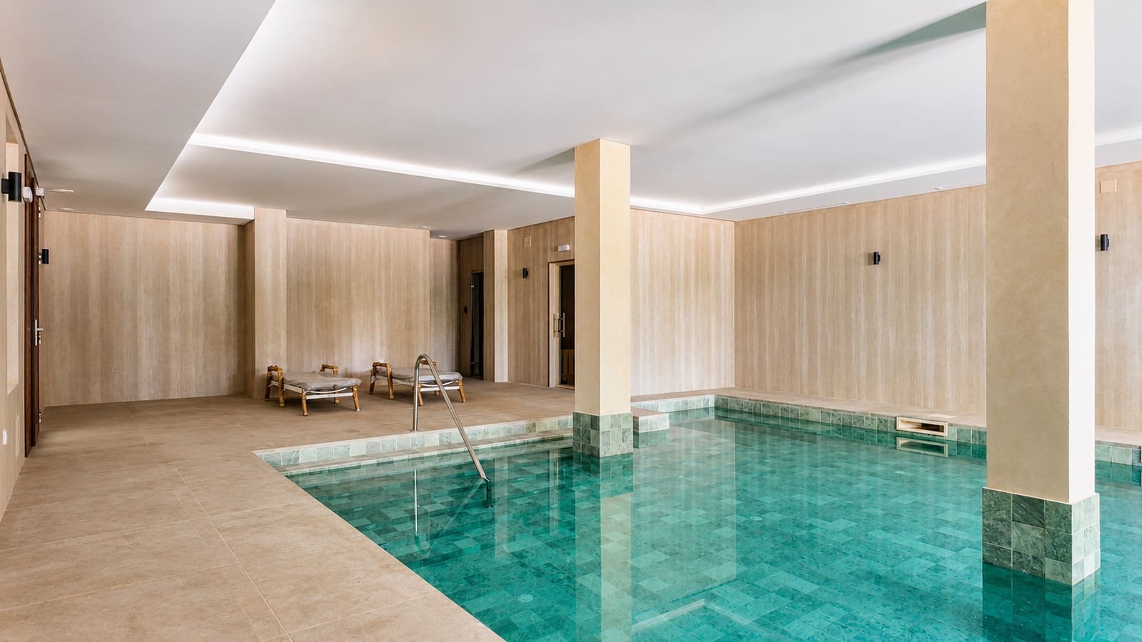 3 soverom Leilighet til salgs i Marbella med svømmebasseng garasje - € 3 495 000 (Ref: 9976920)