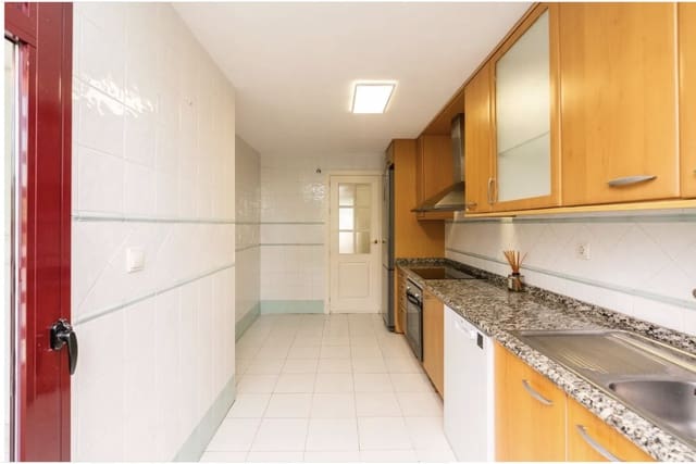 2 slaapkamer Appartement te koop in San Pedro de Alcantara, Marbella met zwembad garage - € 685.000 (Ref: 9982680)