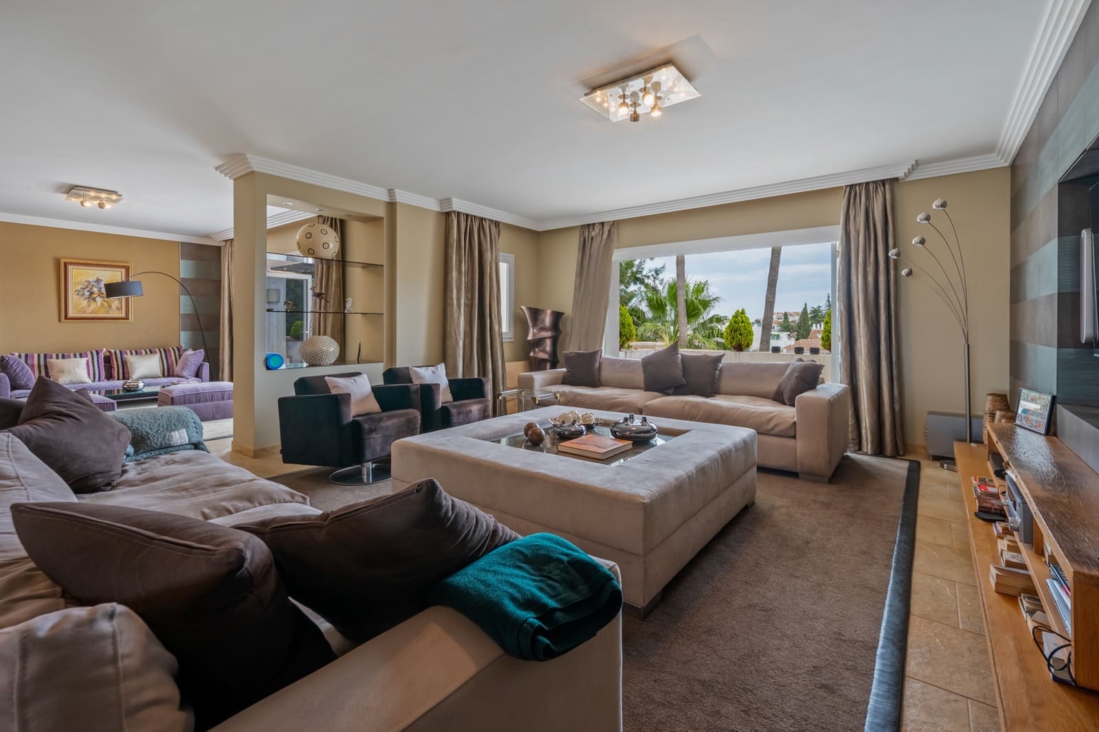 4 sypialnia Apartament na sprzedaż w Marbella z basenem - 2 500 000 € (Ref: 9990387)
