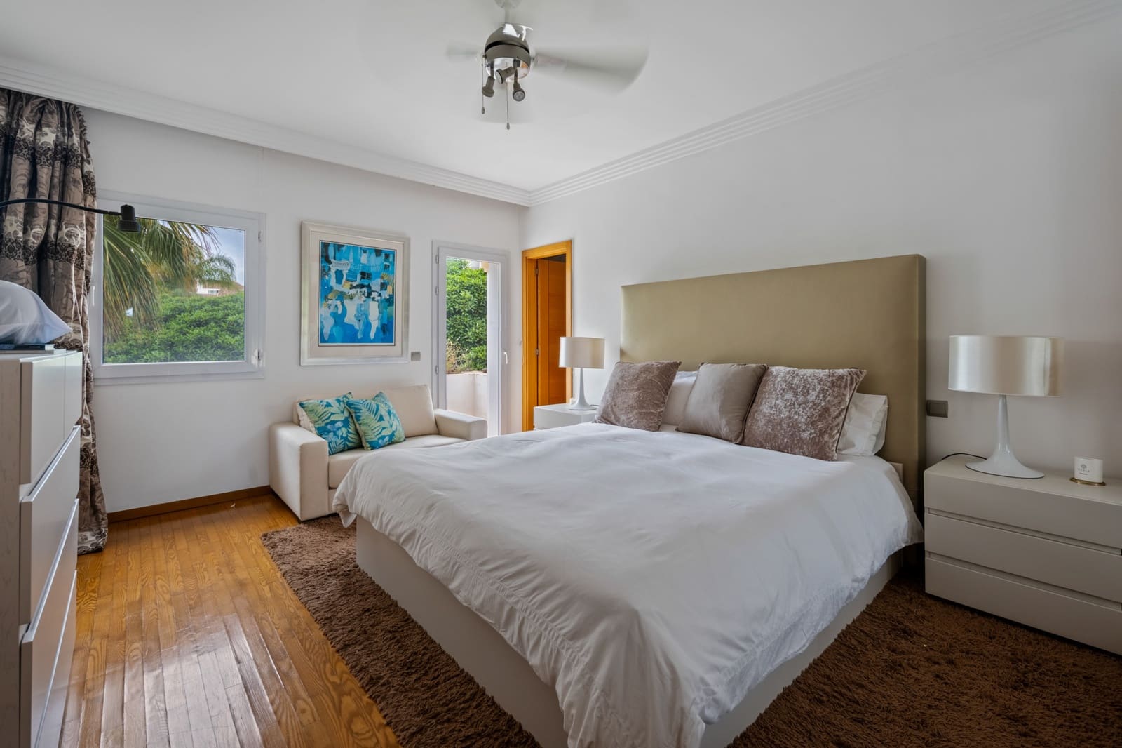 4 sypialnia Apartament na sprzedaż w Marbella z basenem - 2 500 000 € (Ref: 9990387)
