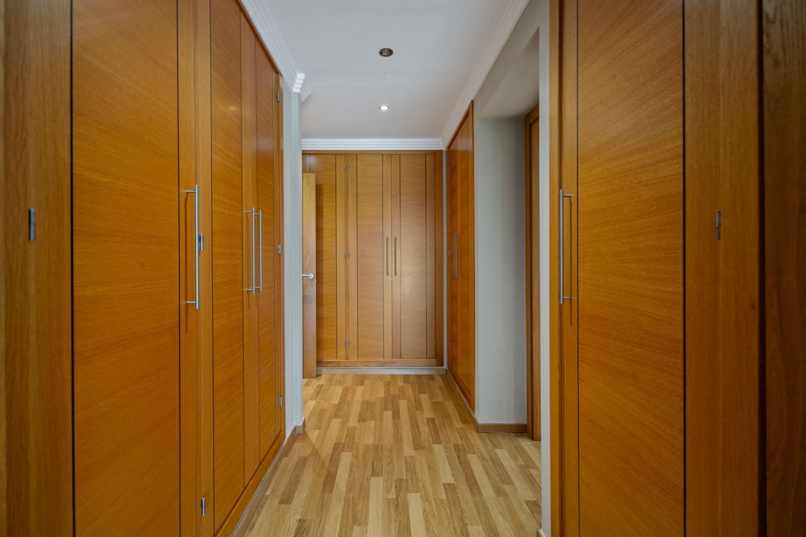 4 sypialnia Apartament na sprzedaż w Marbella z basenem - 2 500 000 € (Ref: 9990387)