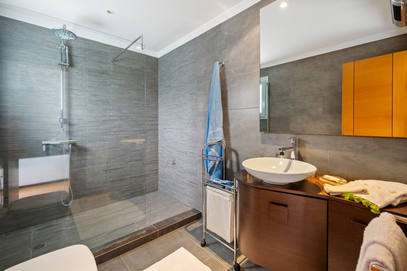 4 sypialnia Apartament na sprzedaż w Marbella z basenem - 2 500 000 € (Ref: 9990387)
