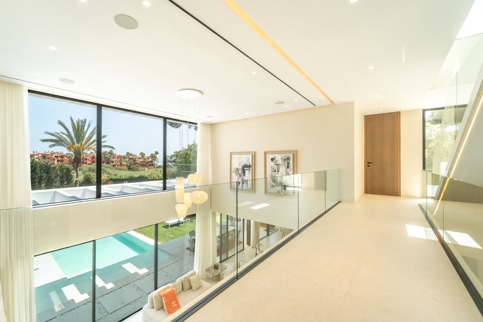 6 quarto Moradia para venda em Marbella com piscina garagem - 8 750 000 € (Ref: 9996772)