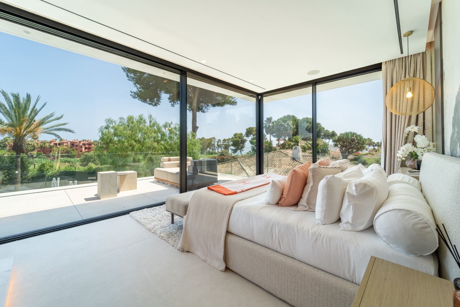 6 quarto Moradia para venda em Marbella com piscina garagem - 8 750 000 € (Ref: 9996772)