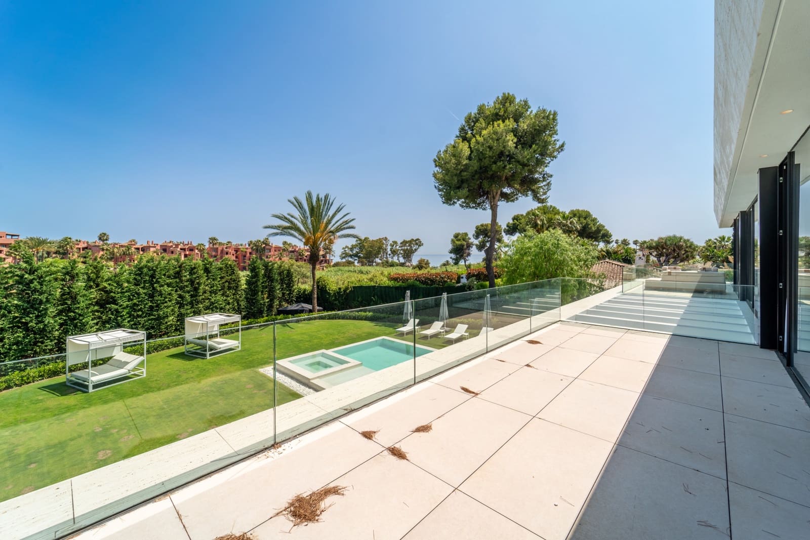 6 quarto Moradia para venda em Marbella com piscina garagem - 8 750 000 € (Ref: 9996772)
