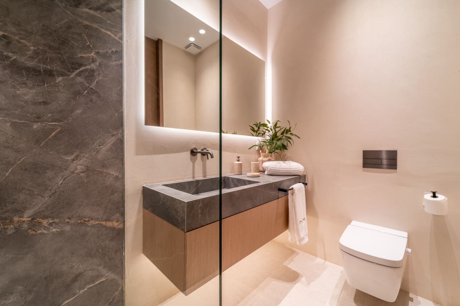 6 quarto Moradia para venda em Marbella com piscina garagem - 8 750 000 € (Ref: 9996772)