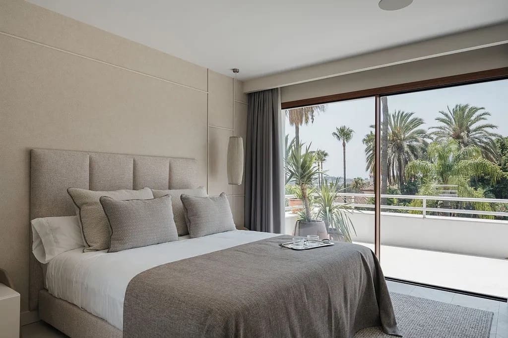 4 soveværelse Lejlighed til salg i Marbella med swimmingpool garage - € 2.595.000 (Ref: 9996774)