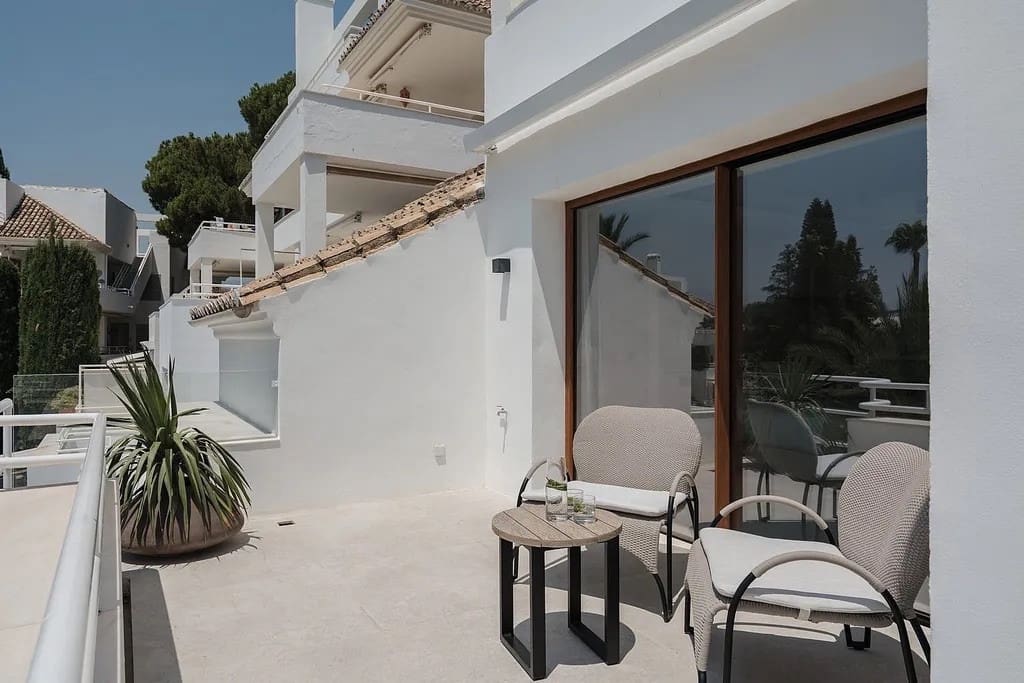 4 soveværelse Lejlighed til salg i Marbella med swimmingpool garage - € 2.595.000 (Ref: 9996774)