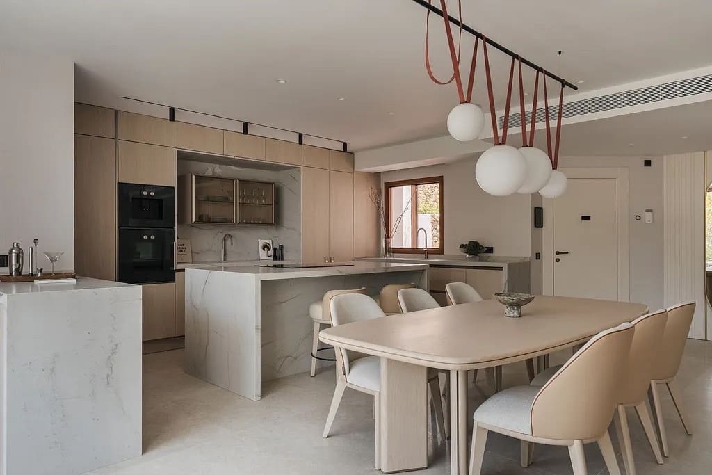 4 soveværelse Lejlighed til salg i Marbella med swimmingpool garage - € 2.595.000 (Ref: 9996774)