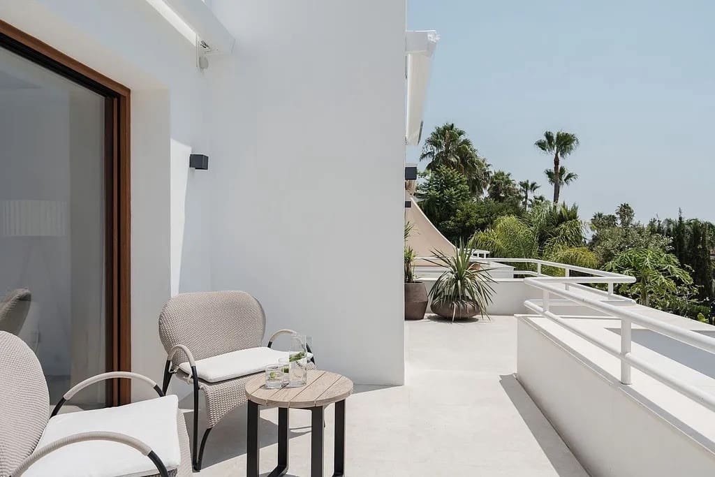 4 soveværelse Lejlighed til salg i Marbella med swimmingpool garage - € 2.595.000 (Ref: 9996774)