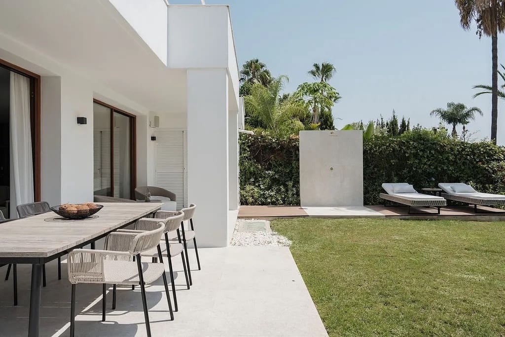 4 soveværelse Lejlighed til salg i Marbella med swimmingpool garage - € 2.595.000 (Ref: 9996774)