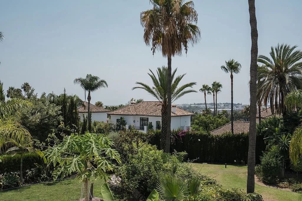 4 soveværelse Lejlighed til salg i Marbella med swimmingpool garage - € 2.595.000 (Ref: 9996774)