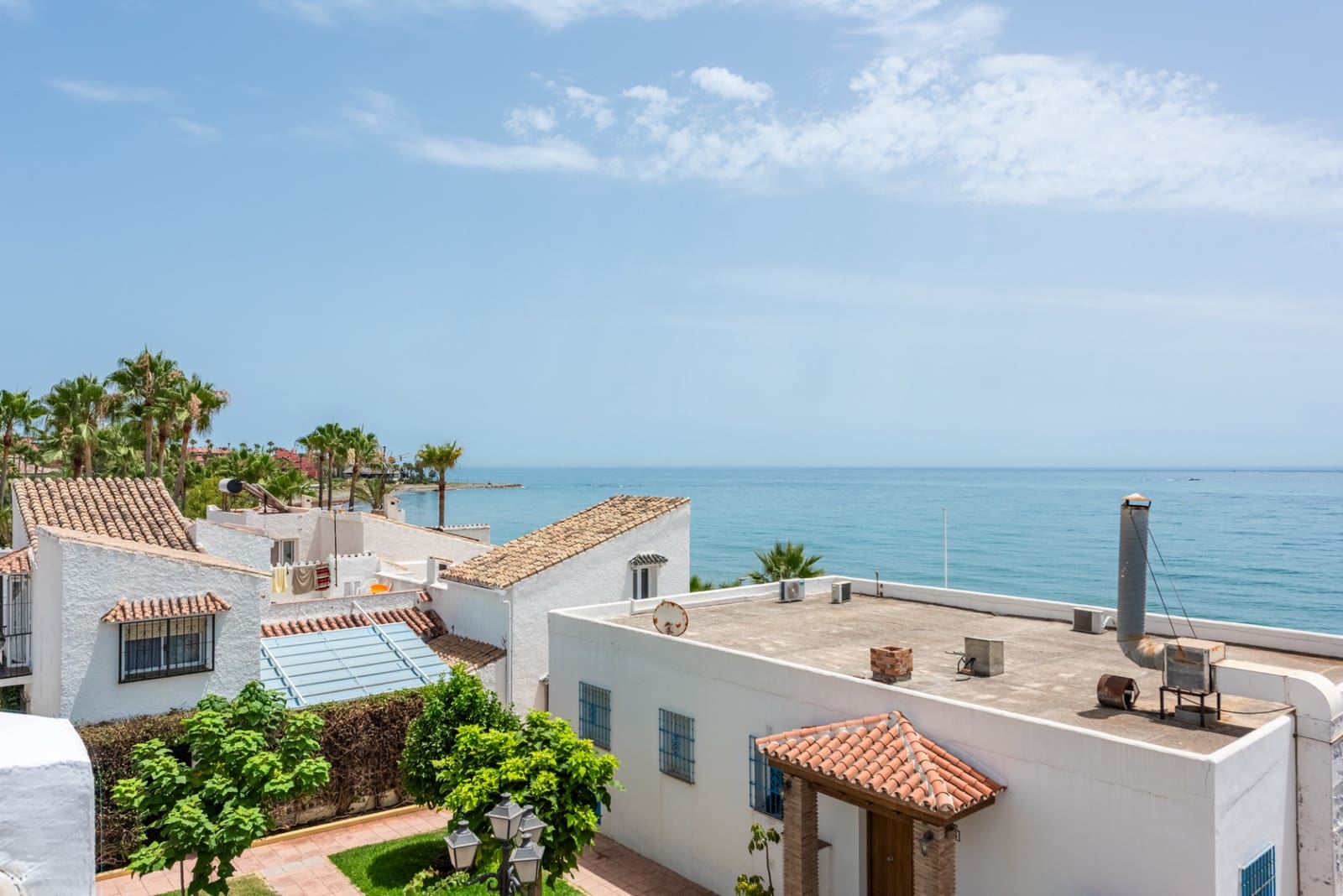 2 sovrum Hus till salu i Estepona - 700 000 € (Ref: 9998439)
