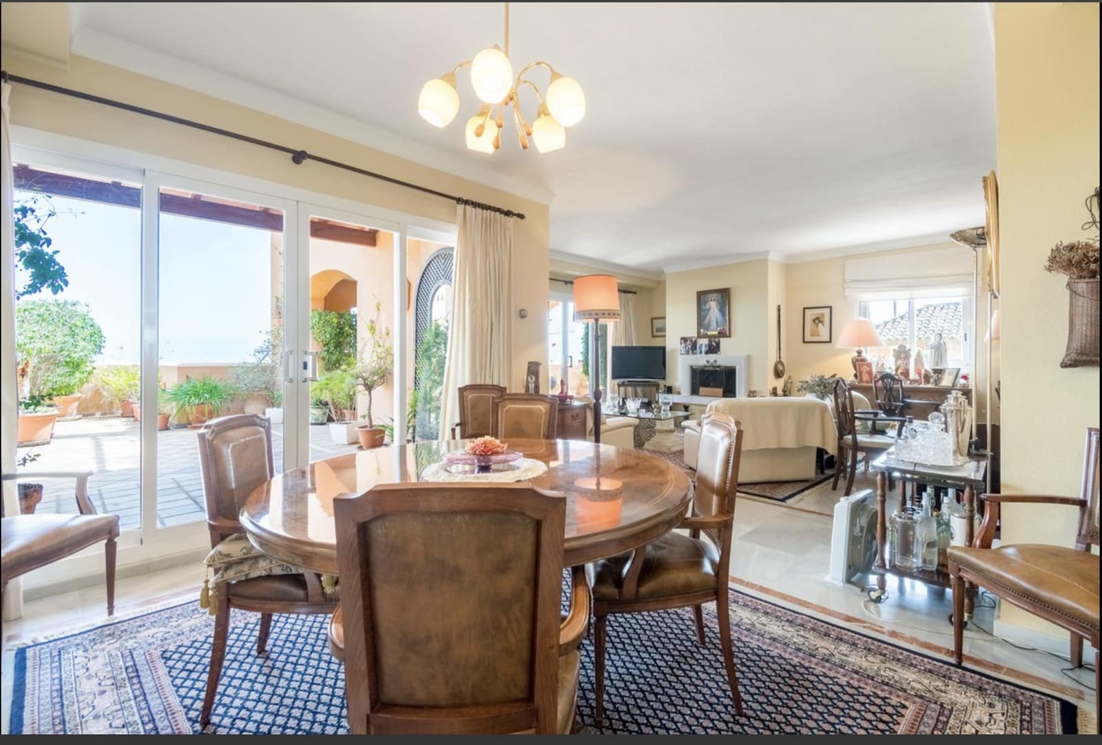 3 Zimmer Penthouse zu verkaufen in Marbella mit Pool Garage - 1.650.000 € (Ref: 9998440)