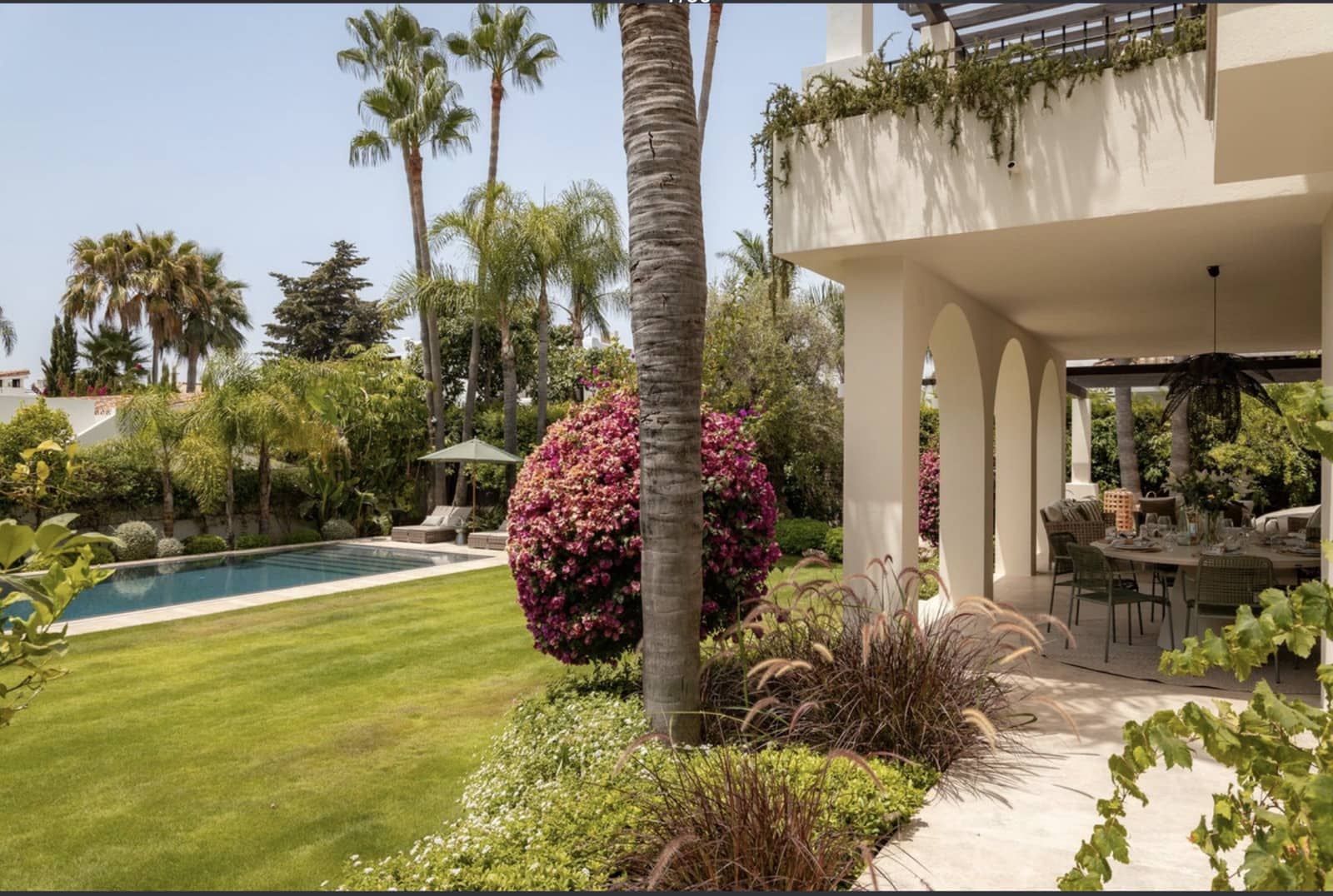6 soverom Villa til salgs i San Pedro de Alcantara med svømmebasseng garasje - € 5 995 000 (Ref: 9998444)