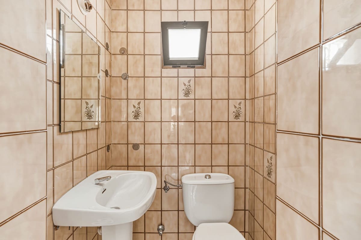 Chalet de 2 habitaciones en Nueva Andalucia en venta con piscina garaje - 1.375.000 € (Ref: 9998445)