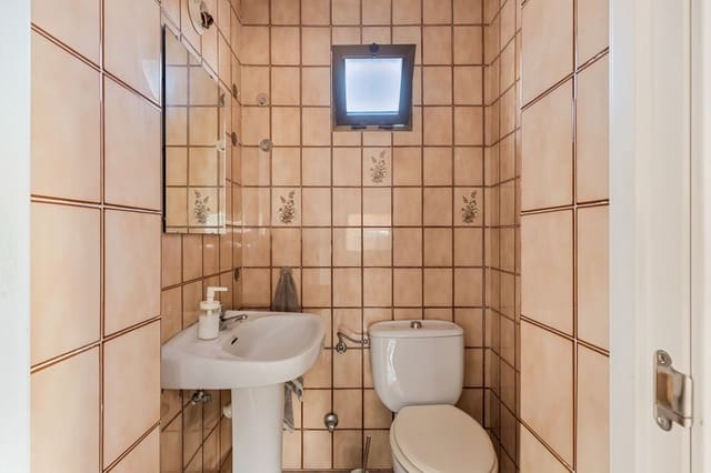 2 camera da letto Villa in vendita in Nueva Andalucia, Marbella con piscina garage - 1.375.000 € (Rif: 9998445)