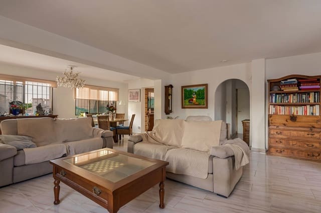 2 camera da letto Villa in vendita in Nueva Andalucia, Marbella con piscina garage - 1.375.000 € (Rif: 9998445)