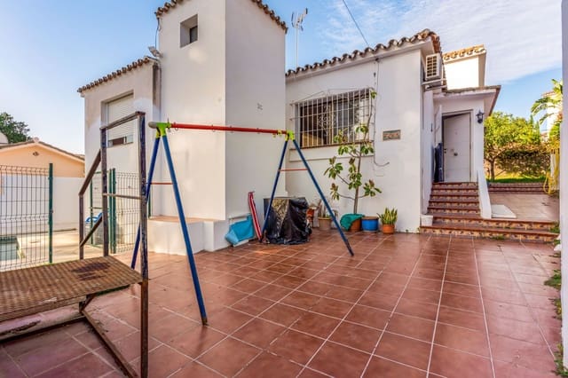 2 camera da letto Villa in vendita in Nueva Andalucia, Marbella con piscina garage - 1.375.000 € (Rif: 9998445)