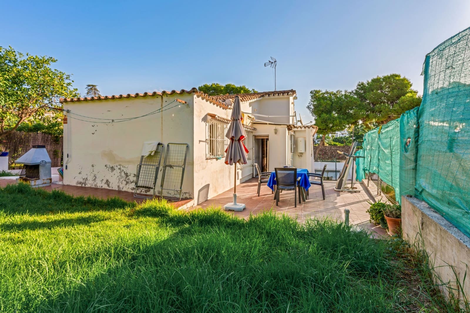 2 chambre Villa/Maison à vendre à Nueva Andalucia avec piscine garage - 1 375 000 € (Ref: 9998445)