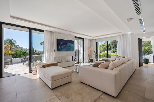 5 soveværelse Villa til salg i Nueva Andalucia, Marbella med swimmingpool garage - € 3.800.000 (Ref: 9999561)