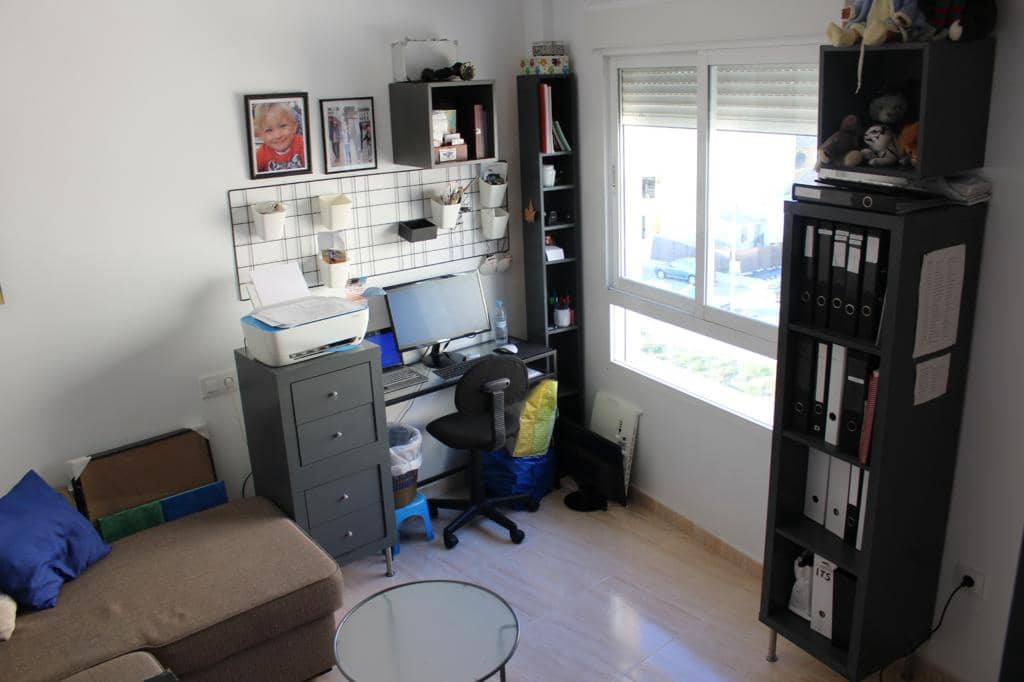 2 bedroom Apartment for rent in Almoradí with pool garage € 440 (Ref 7957009)