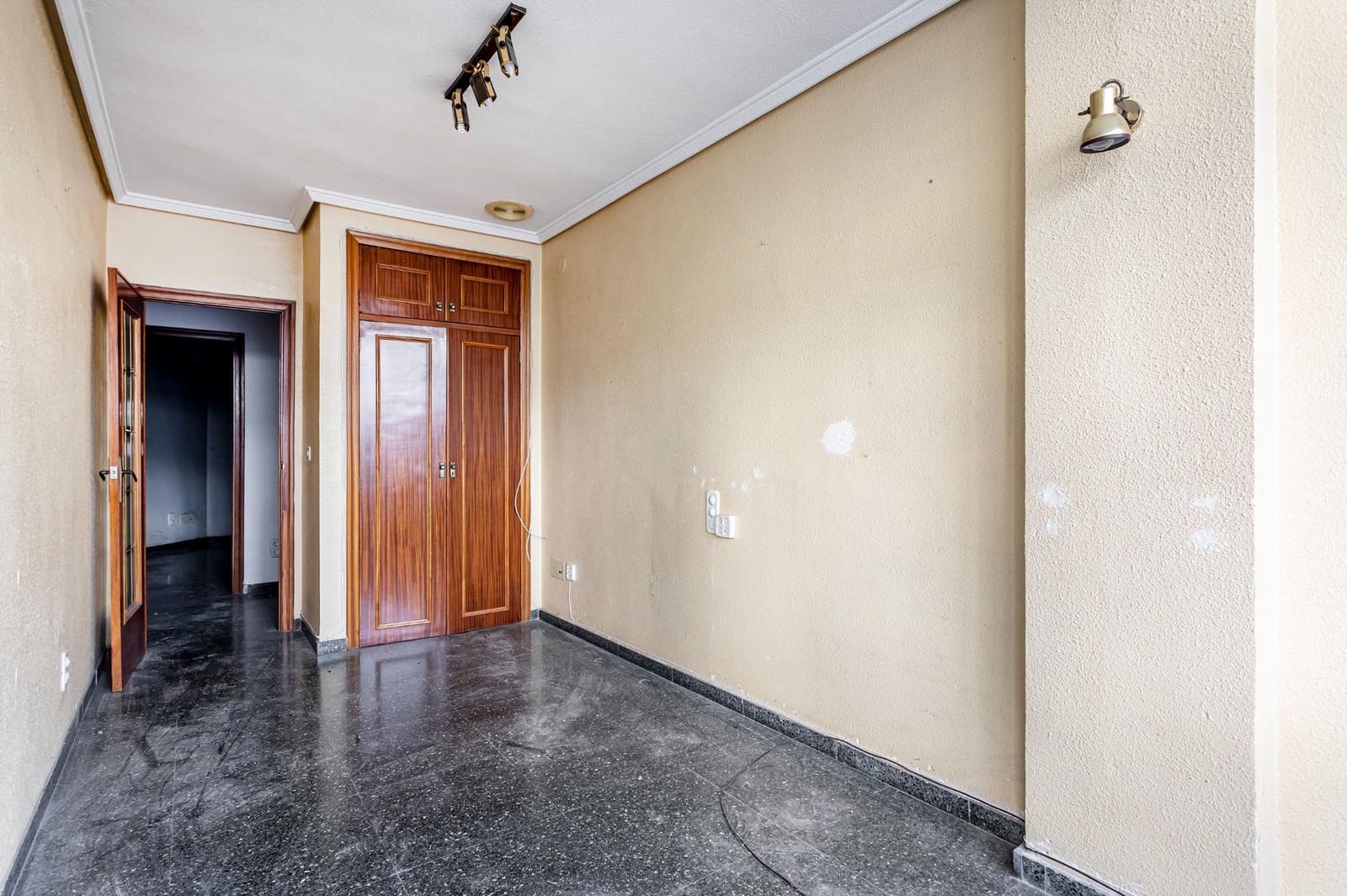 4 soveværelse Lejlighed til salg i Canals - € 119.000 (Ref: 9665182)