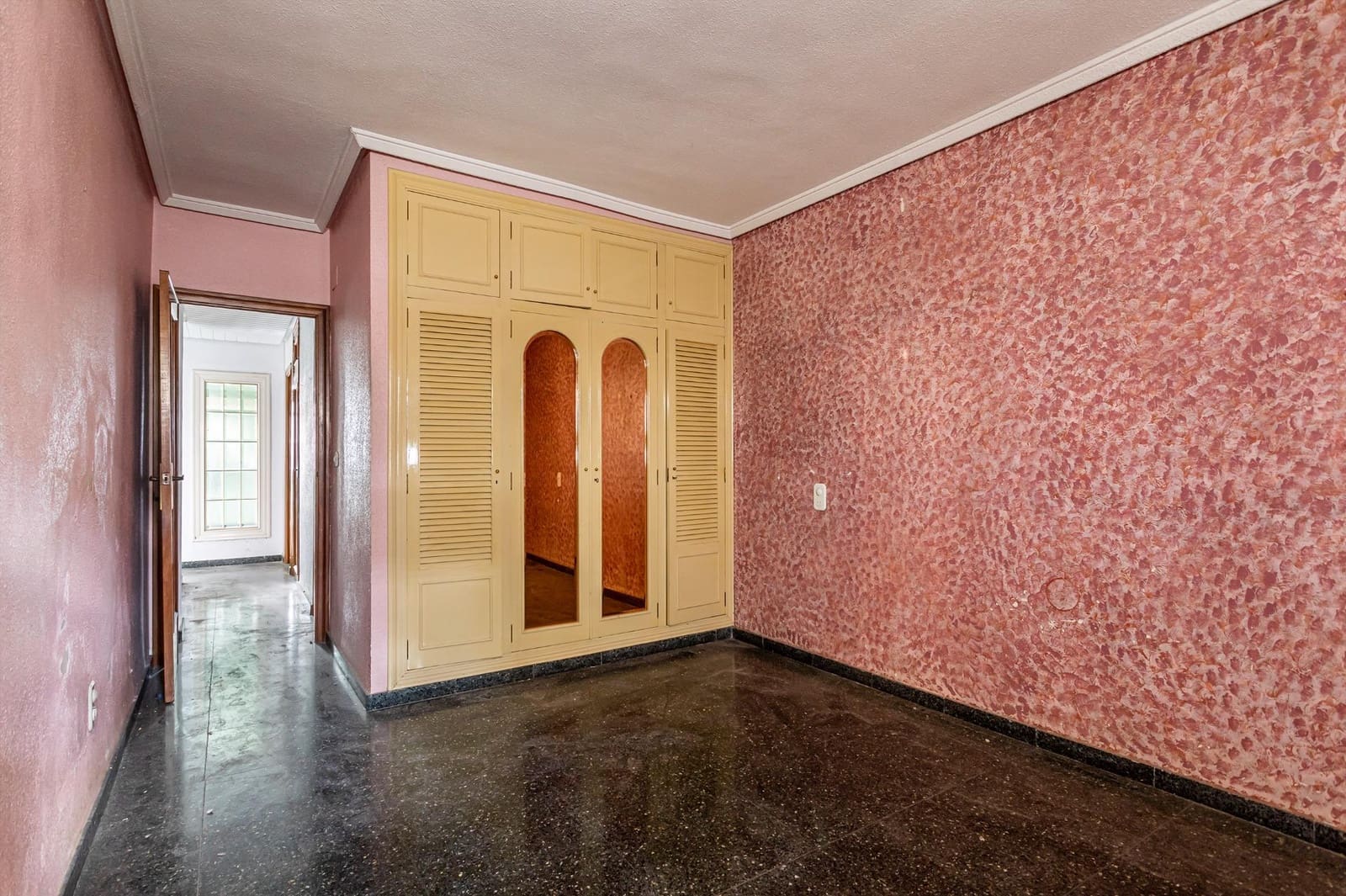 4 soveværelse Lejlighed til salg i Canals - € 119.000 (Ref: 9665182)