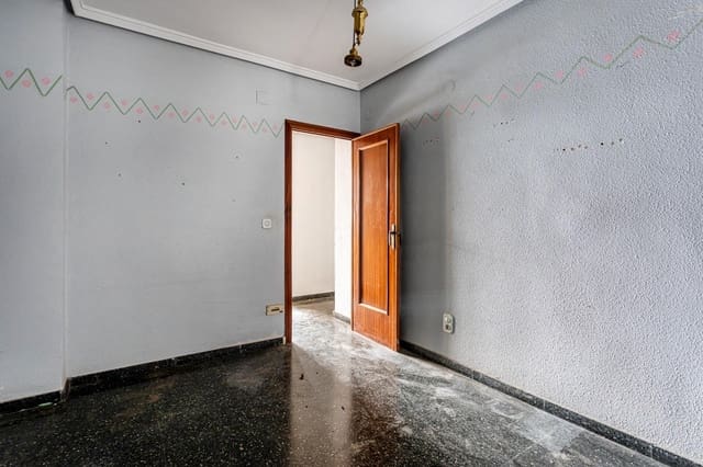 4 soveværelse Lejlighed til salg i Canals - € 119.000 (Ref: 9665182)