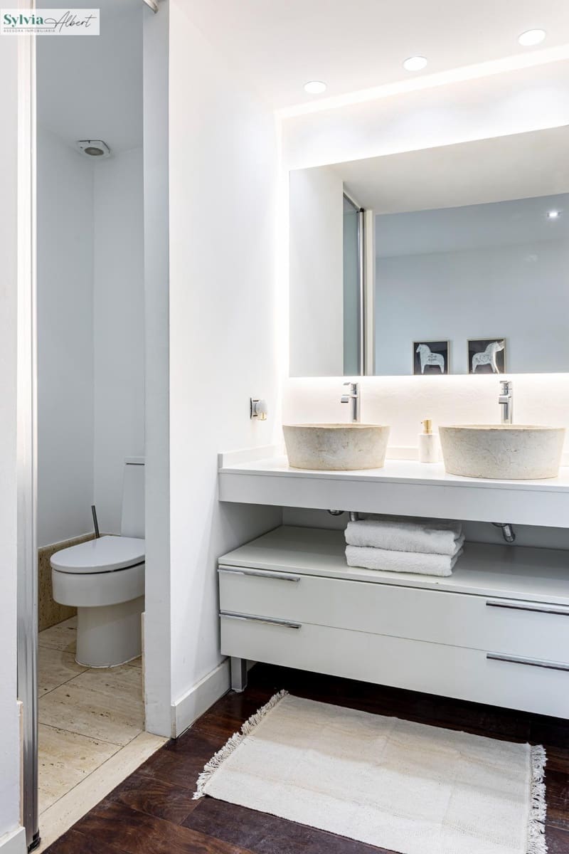 2 slaapkamer Penthouse te huur in Valencia stad - € 3.000 (Ref: 9665183)