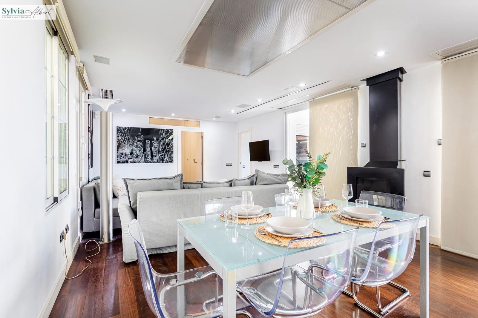 2 slaapkamer Penthouse te huur in Valencia stad - € 3.000 (Ref: 9665183)