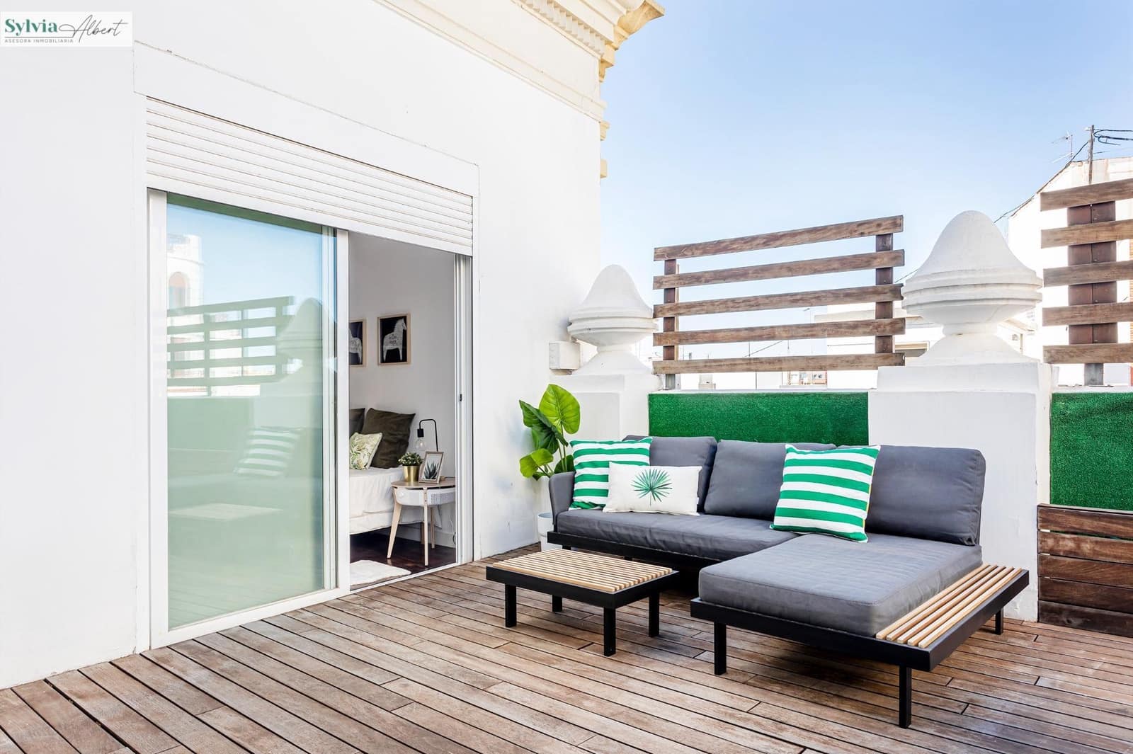 2 slaapkamer Penthouse te huur in Valencia stad - € 3.000 (Ref: 9665183)