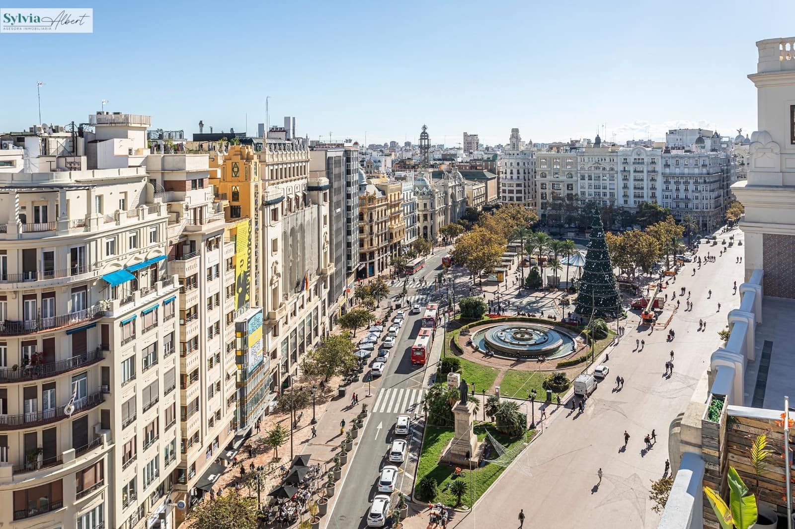 2 slaapkamer Penthouse te huur in Valencia stad - € 3.000 (Ref: 9665183)