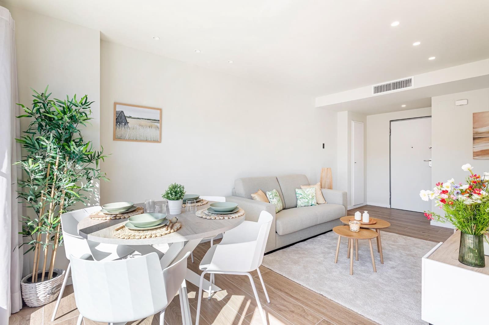 2 bedroom Penthouse for sale in Valencia city with garage - € 440,000 (Ref: 9674296)