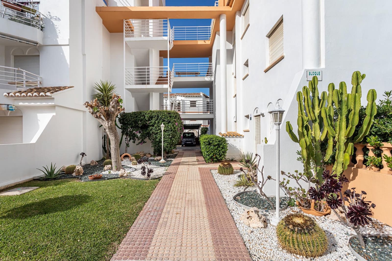 1 Zimmer Apartment zu verkaufen in Denia mit Pool Garage - 249.000 € (Ref: 9714985)