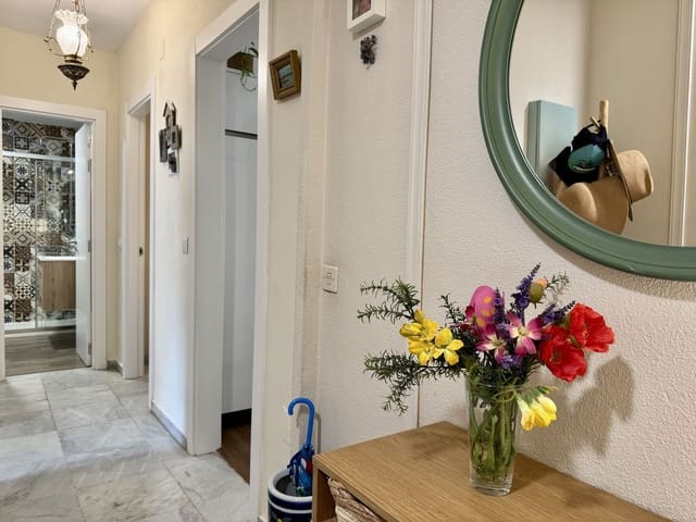 2 soveværelse Lejlighed til salg i Los Boliches , Fuengirola med swimmingpool - € 365.000 (Ref: 10001176)
