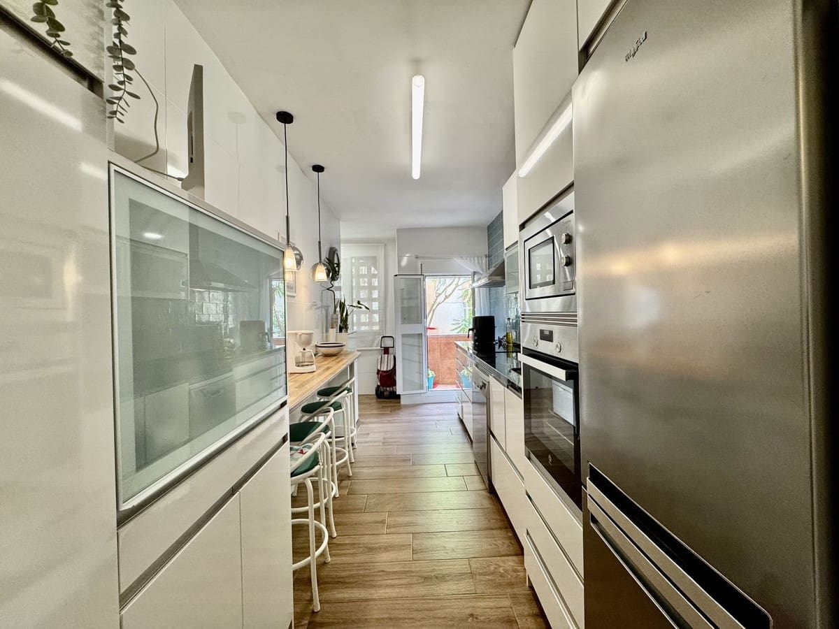 2 chambre Appartement à vendre à Fuengirola avec piscine - 365 000 € (Ref: 10001176)