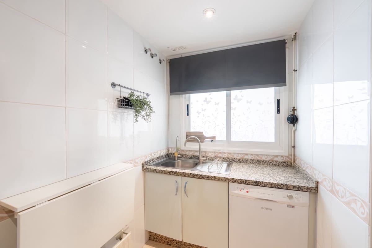 2 slaapkamer Appartement te koop in San Pedro de Alcantara met zwembad - € 465.000 (Ref: 10001177)
