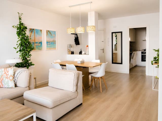 3 Zimmer Apartment zu verkaufen in Marbella mit Pool Garage - 440.000 € (Ref: 10001178)