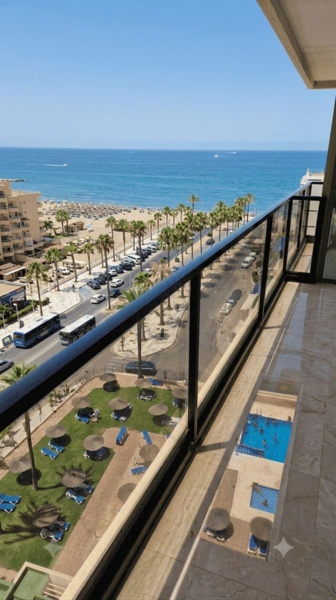 1 bedroom Apartment for sale in Benalmadena Costa with pool - € 299,000 (Ref: 10001179)