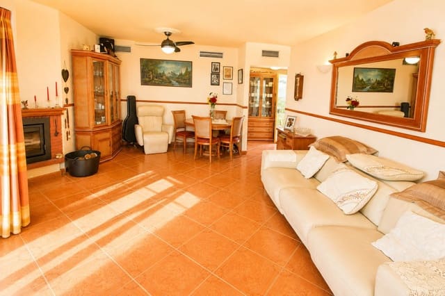 2 soverom Leilighet til salgs i Nueva Andalucia, Marbella med svømmebasseng - € 475 000 (Ref: 10001180)