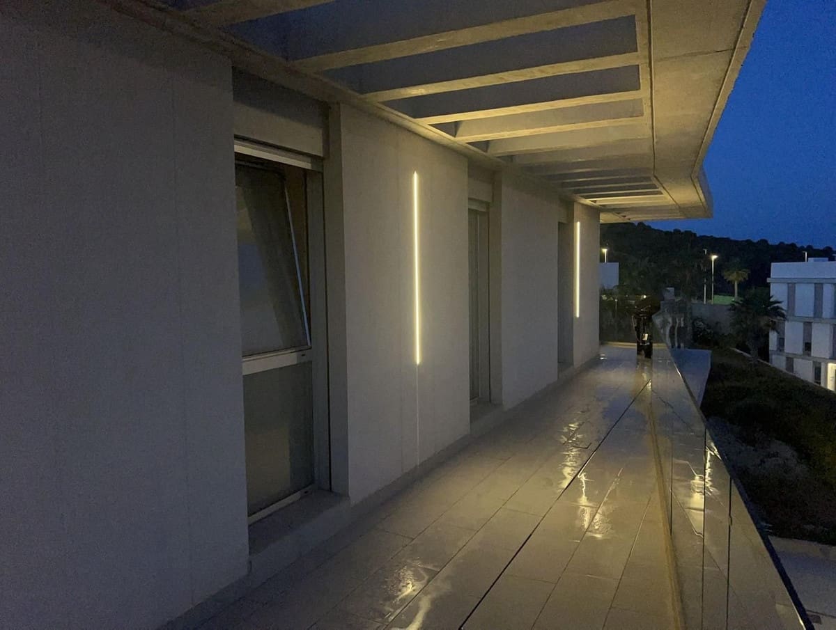 2 chambre Appartement à vendre à Estepona avec piscine garage - 445 000 € (Ref: 10004532)