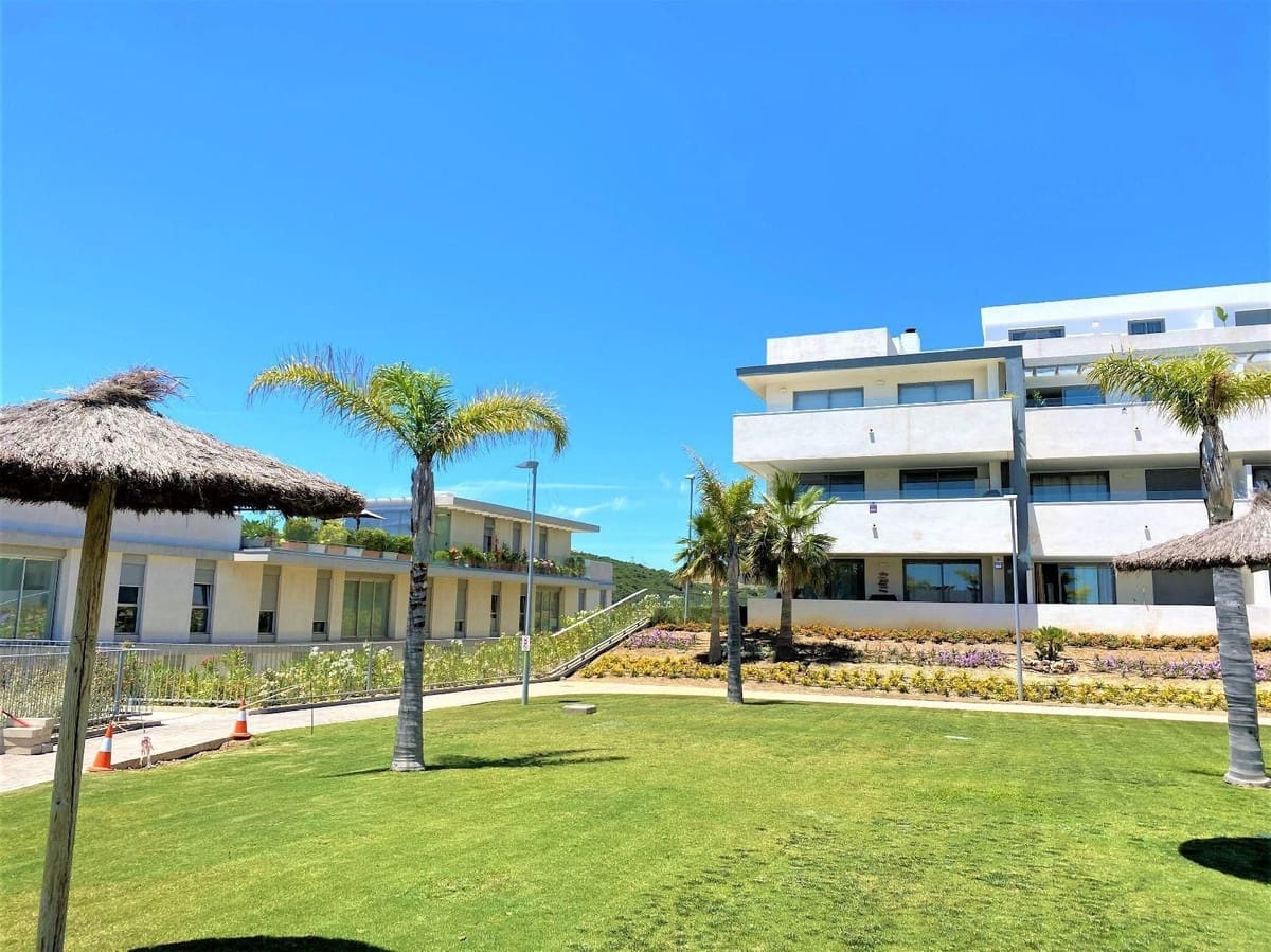 2 chambre Appartement à vendre à Estepona avec piscine garage - 445 000 € (Ref: 10004532)