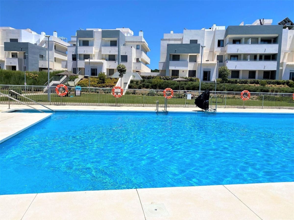 2 chambre Appartement à vendre à Estepona avec piscine garage - 445 000 € (Ref: 10004532)