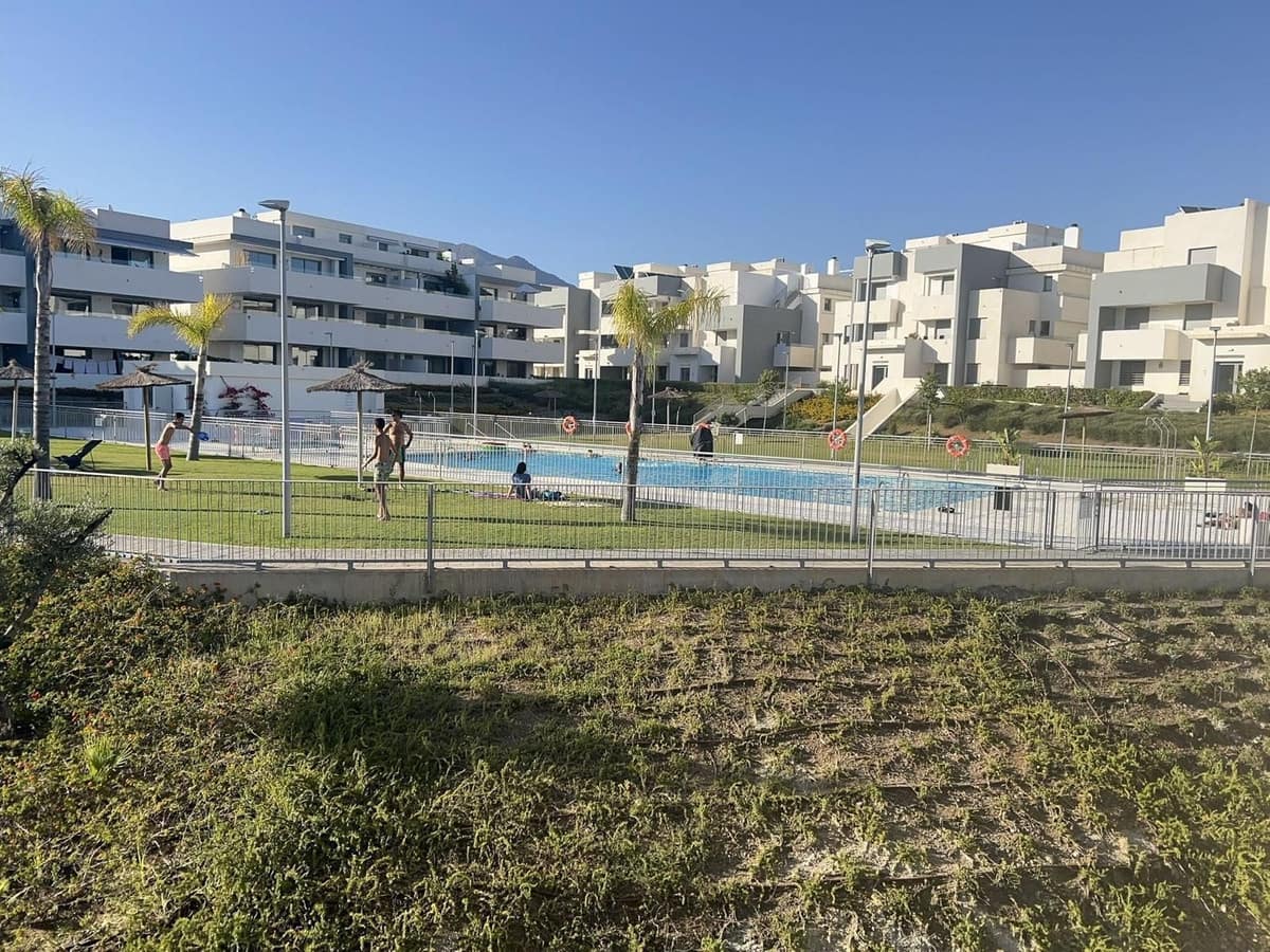 2 chambre Appartement à vendre à Estepona avec piscine garage - 445 000 € (Ref: 10004532)